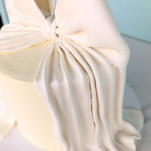 Load image into Gallery viewer, Bow and Bliss Cake