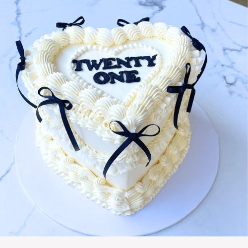 Tied with love- Love heart Vintage cake with ribbons